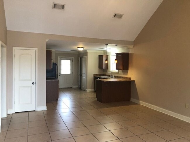 Building Photo - 1684 Gun Club Rd