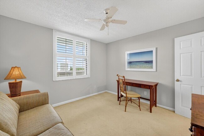 Building Photo - 5055 N Hwy A1A