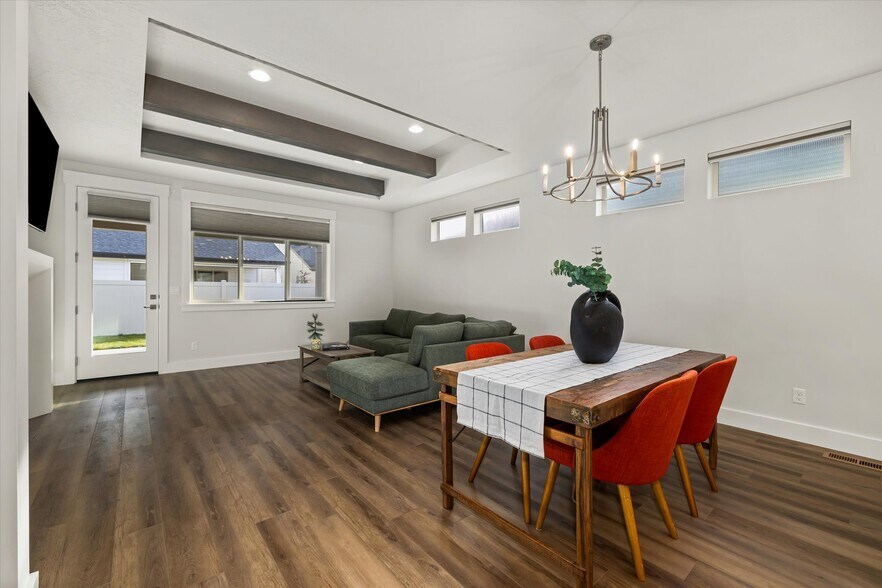 Building Photo - 6318 S Utmost Ln