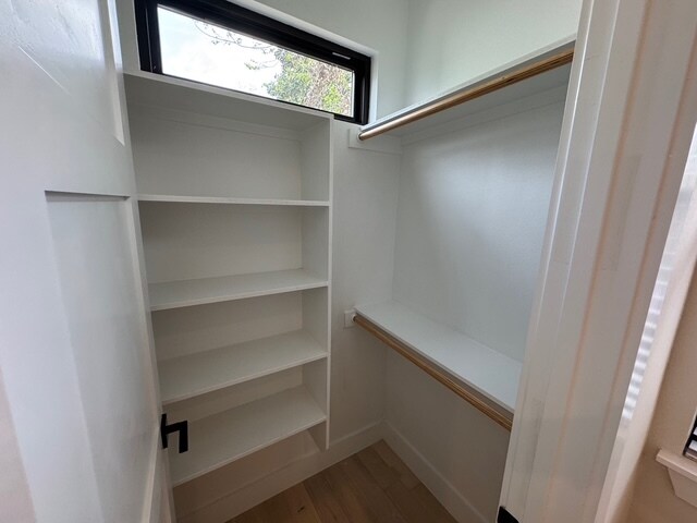 Building Photo - 1101 1/2 Fiesta St