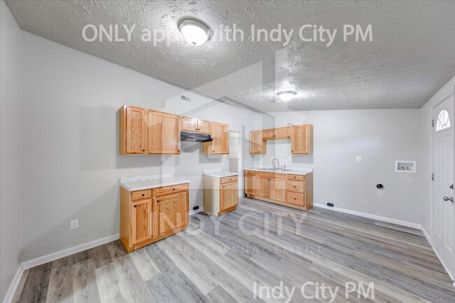 Building Photo - 1218 Cameron St