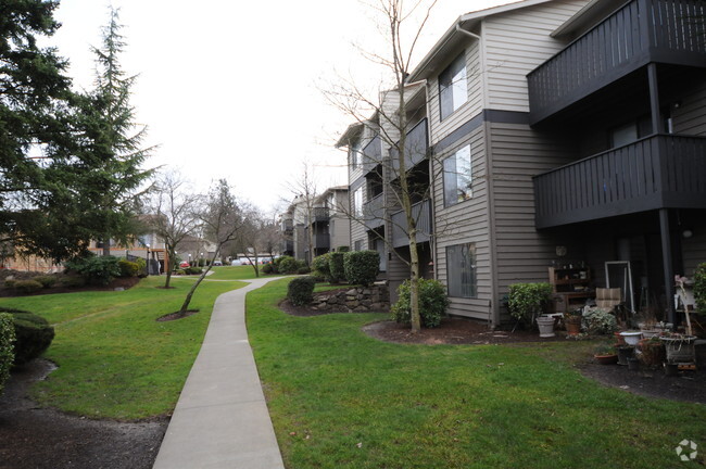 Building Photo - Emerson Apartments