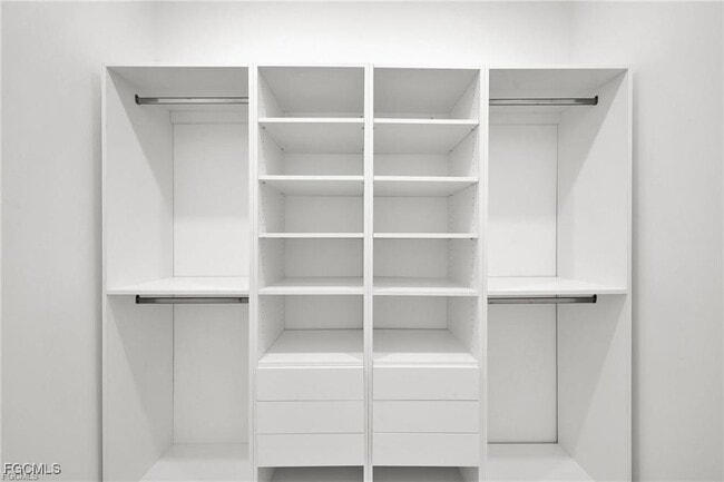 Building Photo - 4768 Nelson Dr