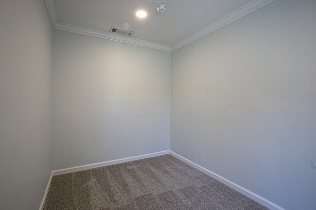 Building Photo - 1508 Mullis Rd