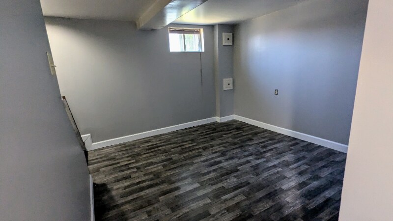 Building Photo - 1048 Parksley Ave