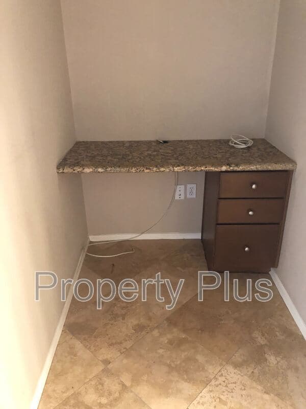 Building Photo - 19777 N 76th St