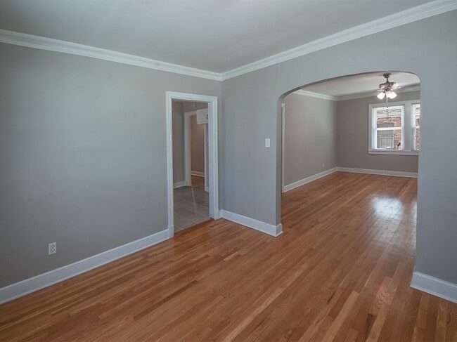 Building Photo - 3 Bed, 2 Bath near UOM