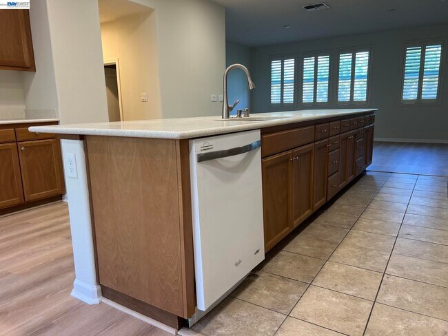 Building Photo - 5683 Melodia Cir