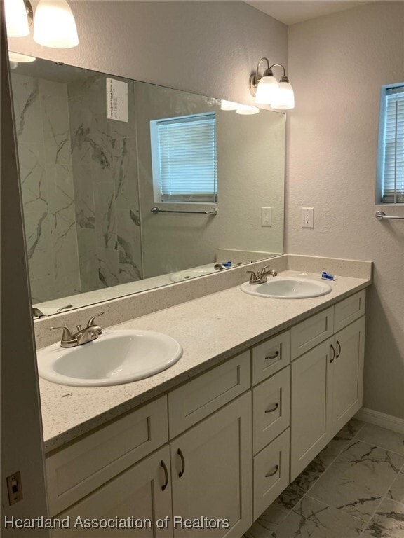 Building Photo - 418 Poinsettia Ave