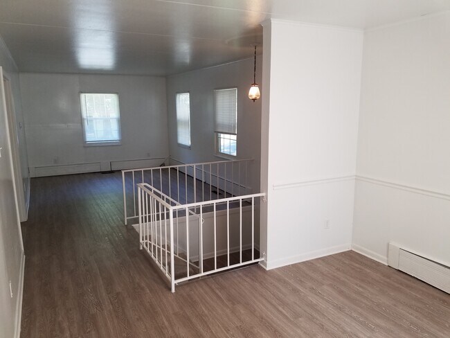 Building Photo - 1200 Craigmont Dr