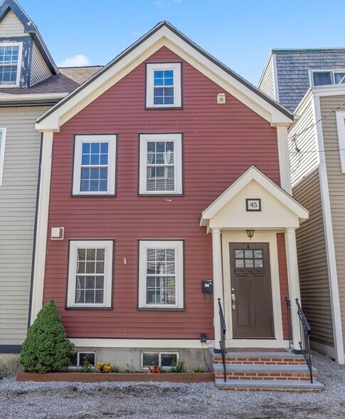 Building Photo - 45 Ward St