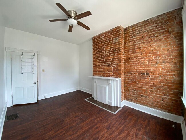 Building Photo - 56 W McMillan St
