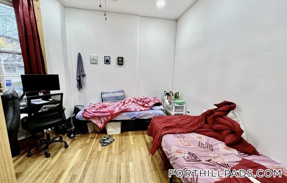 Building Photo - 23 Highland Park Ave