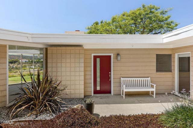 Building Photo - 2075 Linda Flora Dr