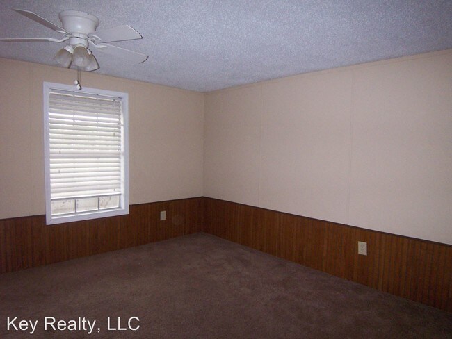 Building Photo - 1 br, 1 bath House - 8197 Hwy 71 S Apt #9