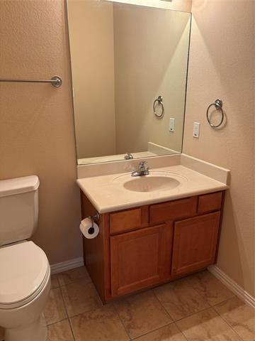 Building Photo - 1618 Summerhill Ct