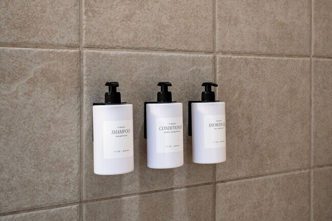 Building Photo - 344 Cajetan St