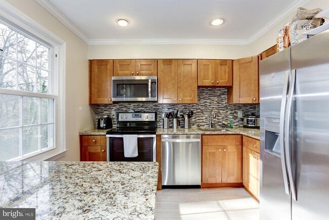 Building Photo - 6069 Crown Royal Cir