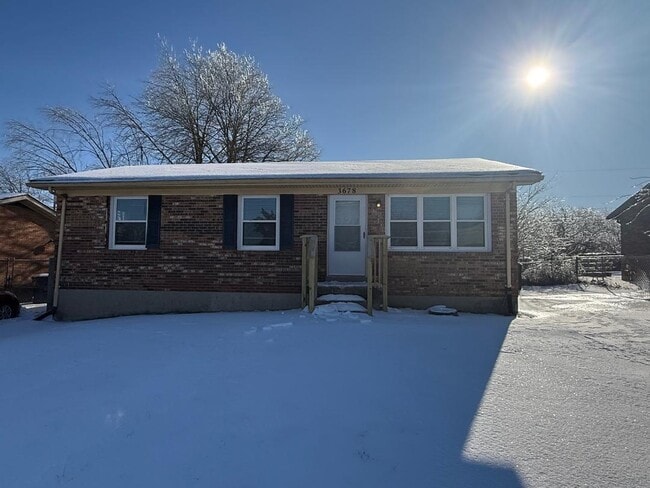 Building Photo - 3678 Niagara Dr