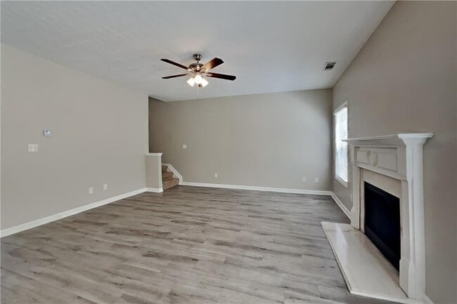 Building Photo - 2447 Moultrie Ct