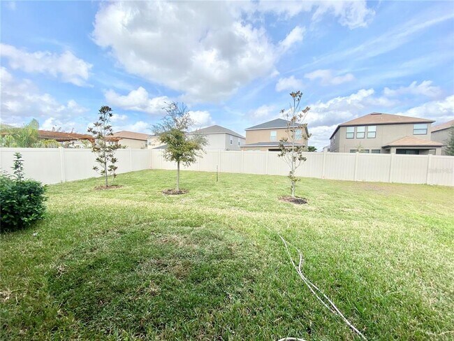 Building Photo - 21036 Wistful Yearn Dr