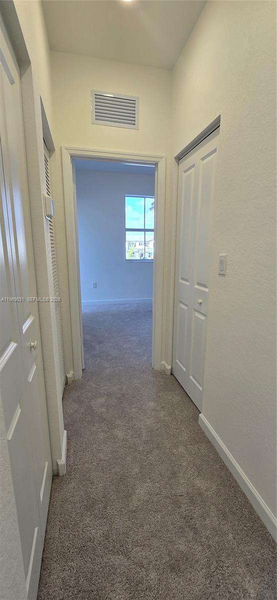 Building Photo - 2729 SE 26th Rd