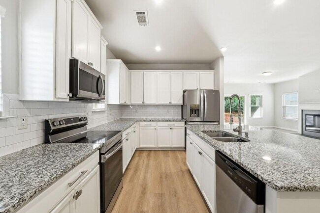 Building Photo - 2779 Morgan Spring Trail