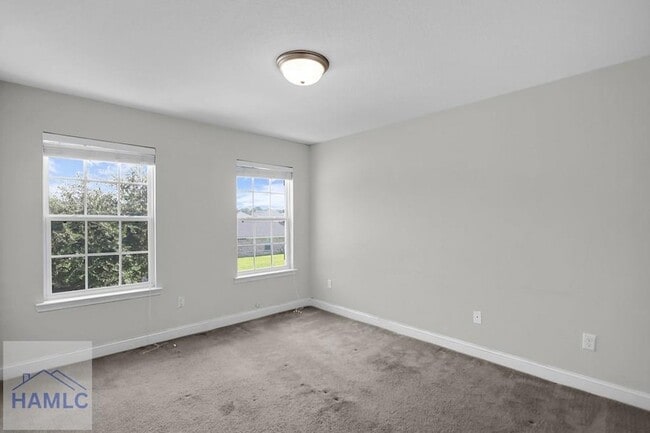 Building Photo - 721 Highgrove Ct