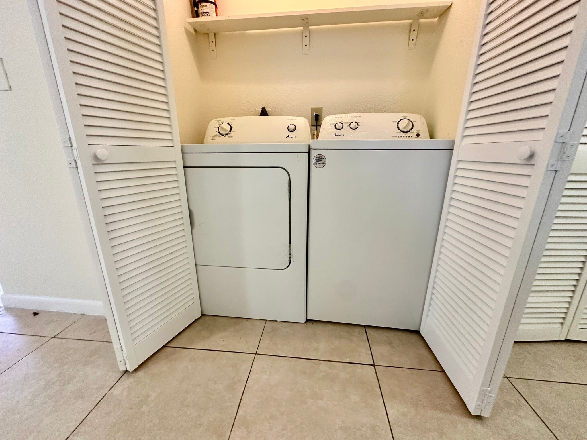 Building Photo - 6322 NW 1st Pl