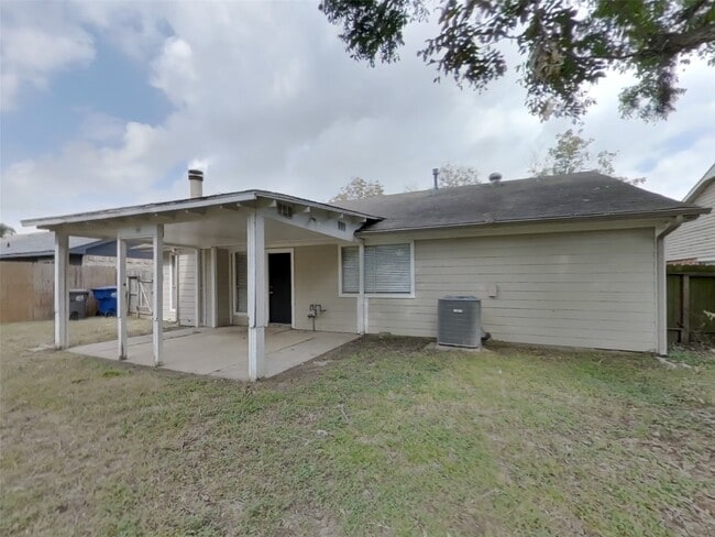 Building Photo - 20243 Smithfield Crossing Ln