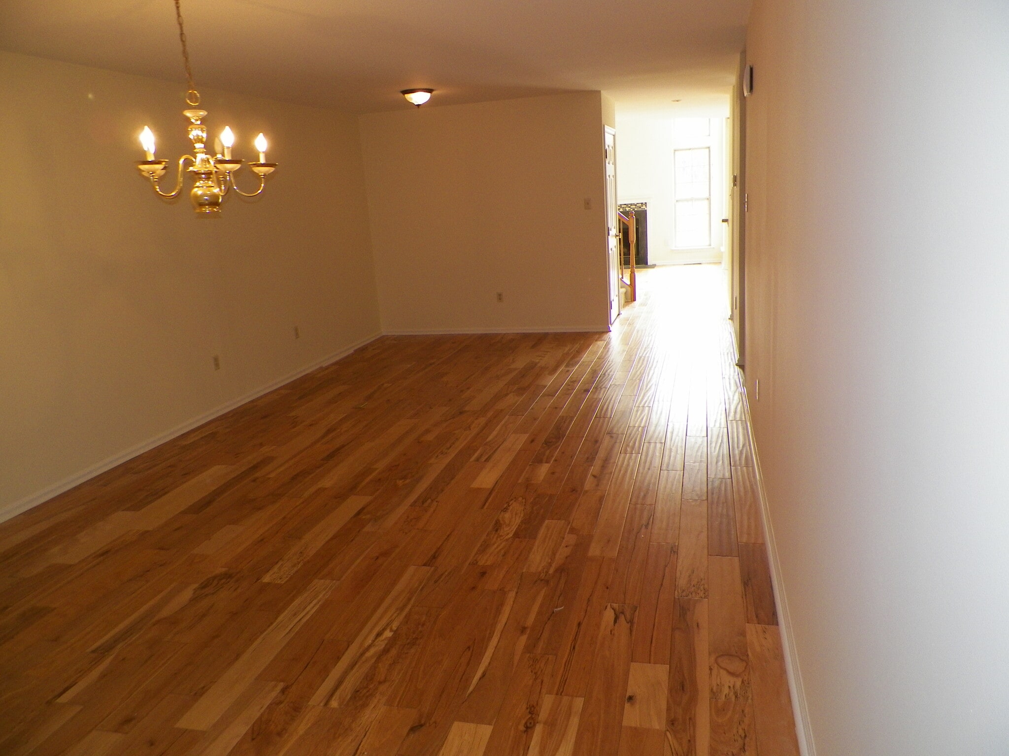 Building Photo - 5077 Rosewood Dr