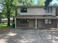 Building Photo - 2505 Simms St