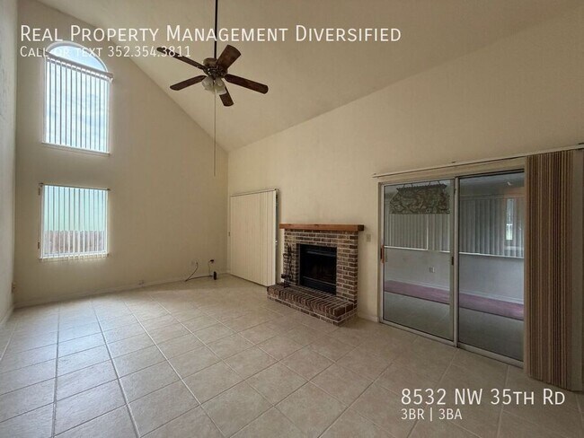 Building Photo - 8532 NW 35 Rd