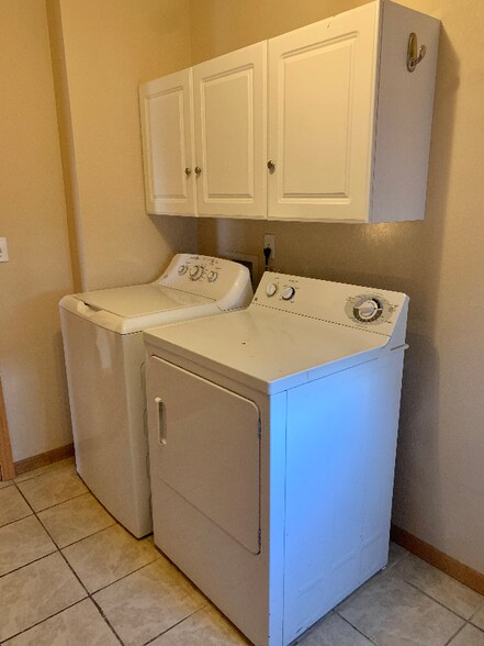 Building Photo - 3916 Eagles Nest Dr