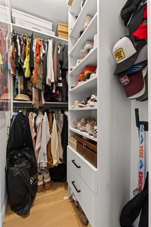 Building Photo - 870 Bayou View Dr