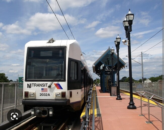 8th Street lightrail about a 10 min walk from the building - 46 Kelly Pky