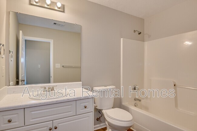 Building Photo - 7640 Pleasantville Way