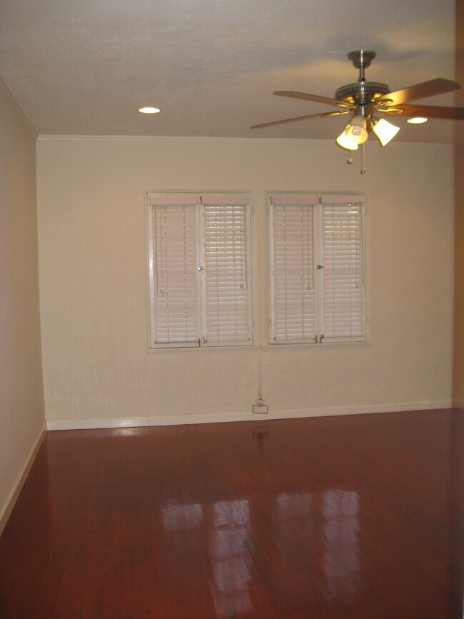 939 N Sierra Bonita Ave 939 N Sierra Bonita Ave West Hollywood CA 90046 Apartment Finder