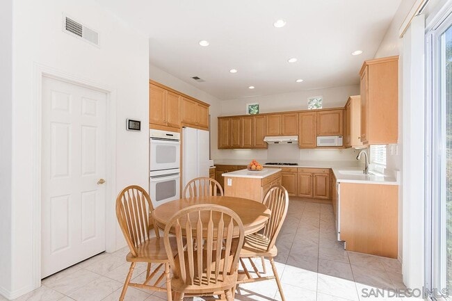 Building Photo - 5075 Sterling Grove Ln