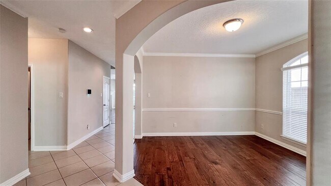 Building Photo - 4043 Tuscan Shores Dr