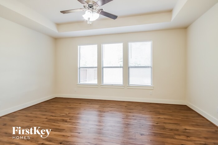 Building Photo - 21611 Royal Troon Dr
