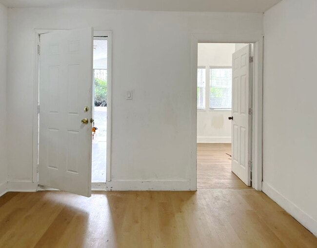 Building Photo - 1747 Acremaker Rd