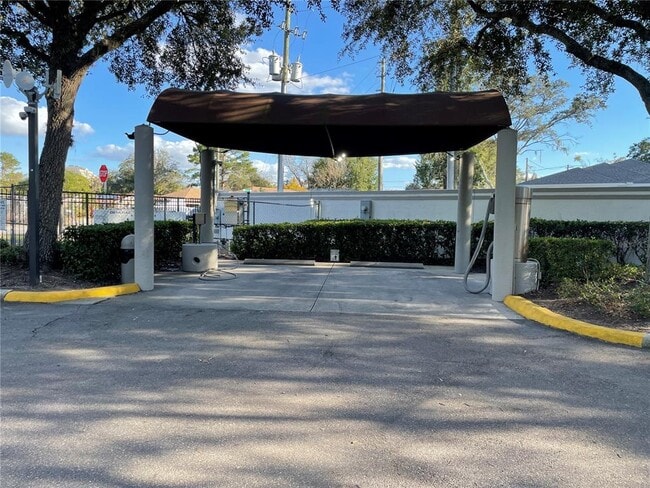 Building Photo - 2513 Maitland Crossing Way