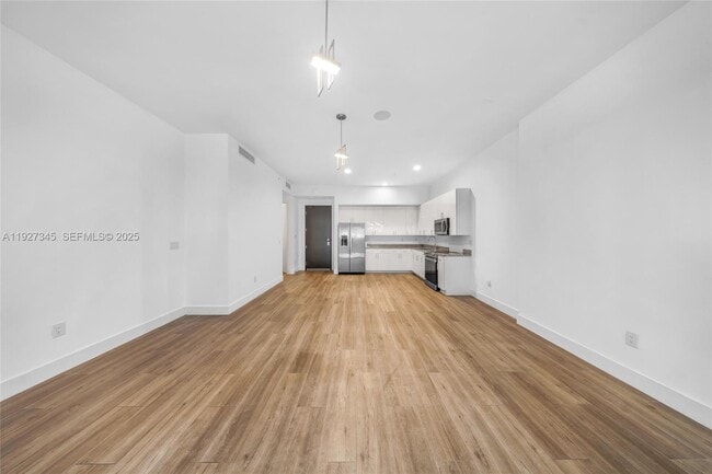 Building Photo - 3265 Bird Ave