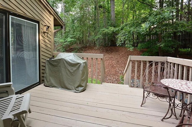 Building Photo - 124 Twisted Oak Pl