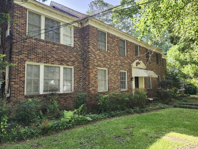 Building Photo - 3315 Southview Ave