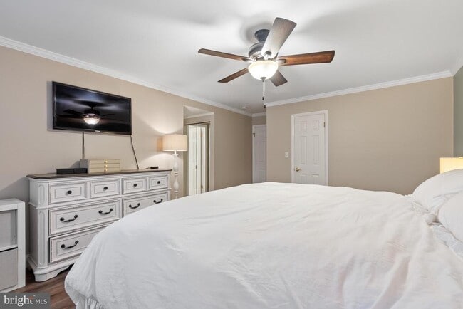 Building Photo - 226 Farleigh Ct