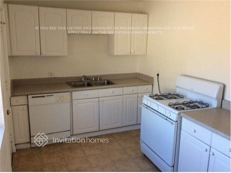 Building Photo - 2017 Robert Way