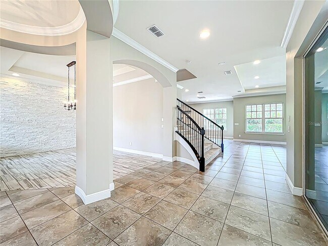 Building Photo - 9421 Dugard Ct