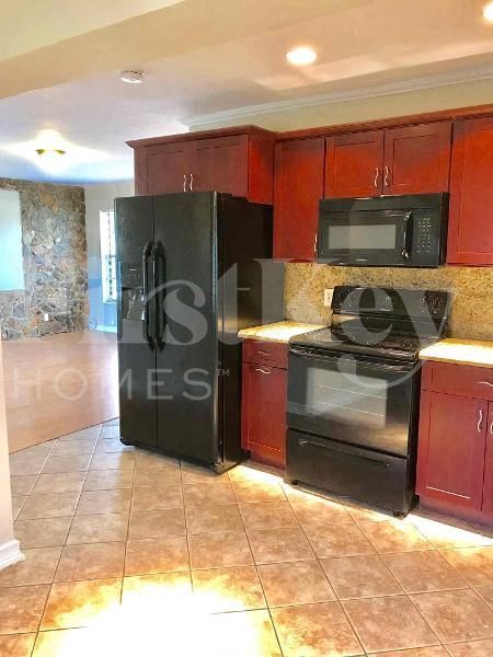 Building Photo - 1014 NW 15th St